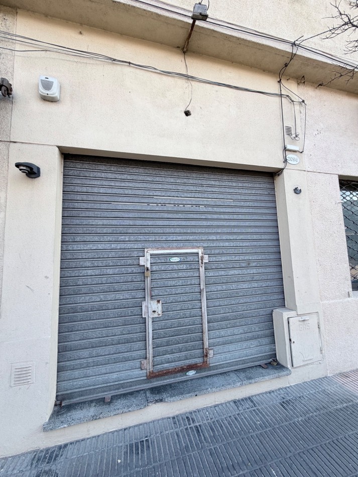 local en venta con gas y tiraje chauvin 