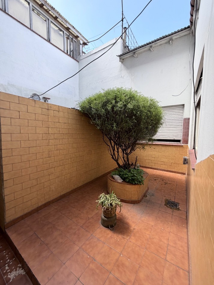 casa con dpto barrio san juan en ph