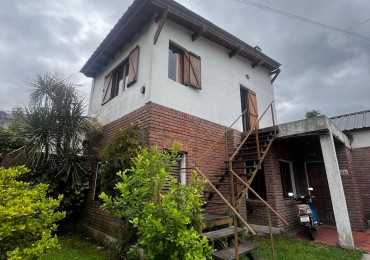 chalet y dpto mas garage y amplio parque con quincho a una cuadra de constitucion